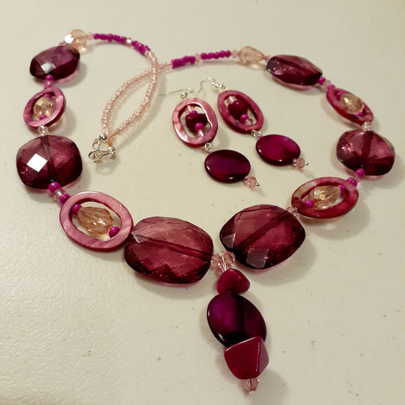 Flamboyant Fuchsia Necklace And Earrings Set