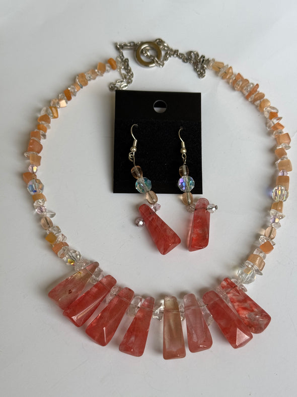 Capturing Coral Necklace And Earrings Set