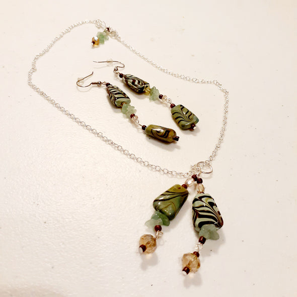 Wild Side Necklace And Earrings Set