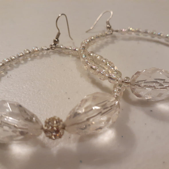 Kissing Teardrop Hoop Earrings