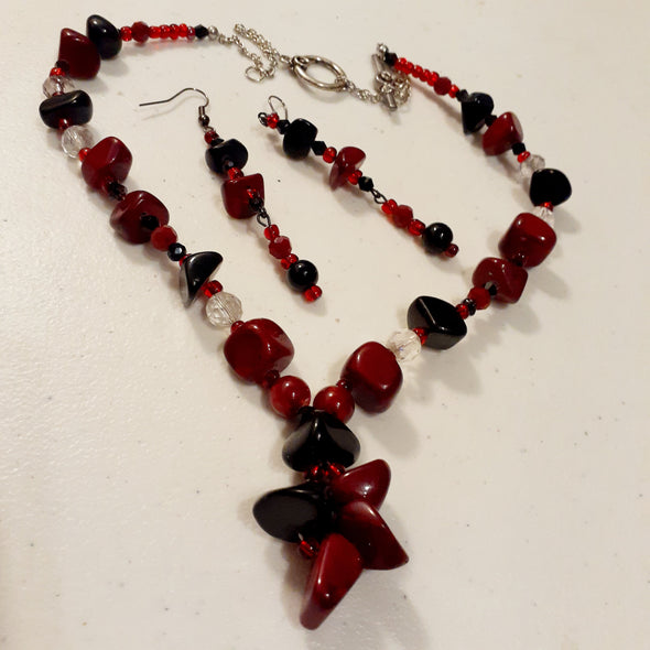 Red and Black Rocks Necklace And Earrings Set