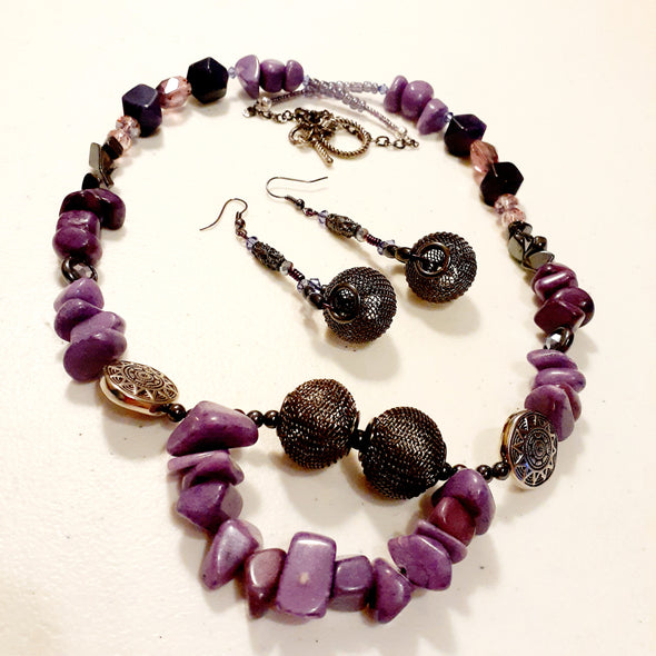 Purple Daring Damsel Necklace And Earrings Set